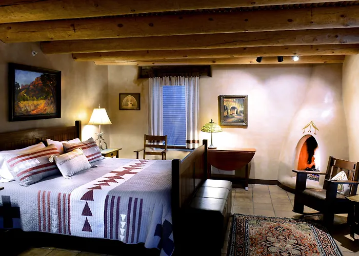El Portal Hotel